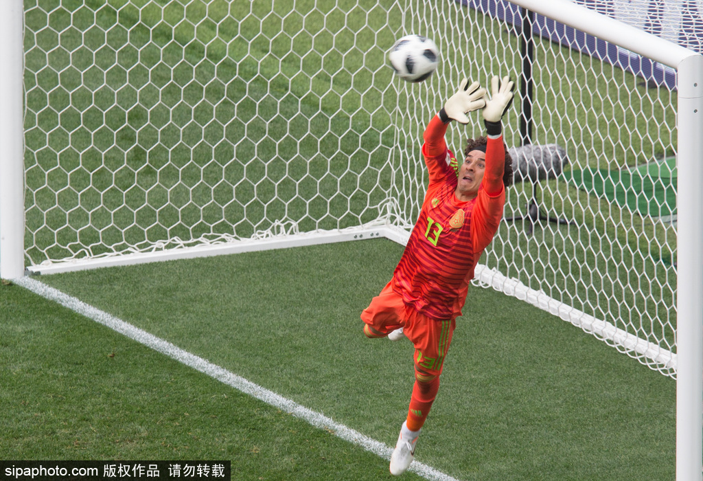  布雷斯特年轻门将神扑连连，法甲升班马铸就钢铁防线