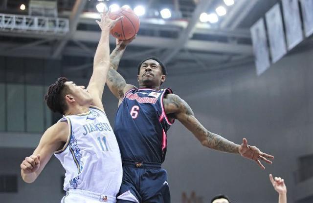  马赛核心伤愈归队率队主场大胜特鲁瓦